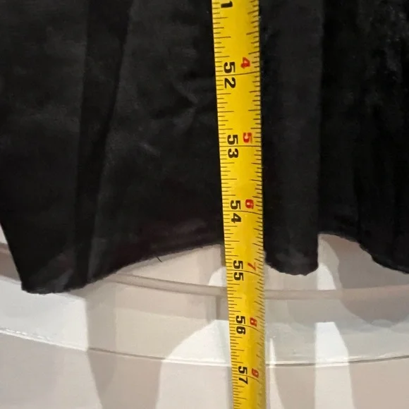 Vintage Black lace and satin nightgown with Red ribbon Details. So vampy! - Picture 10 of 10